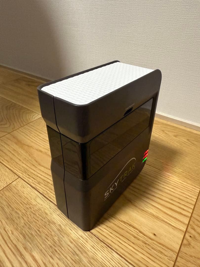 SKYTRAK ゴルフ　弾道測定器　スカイトラック