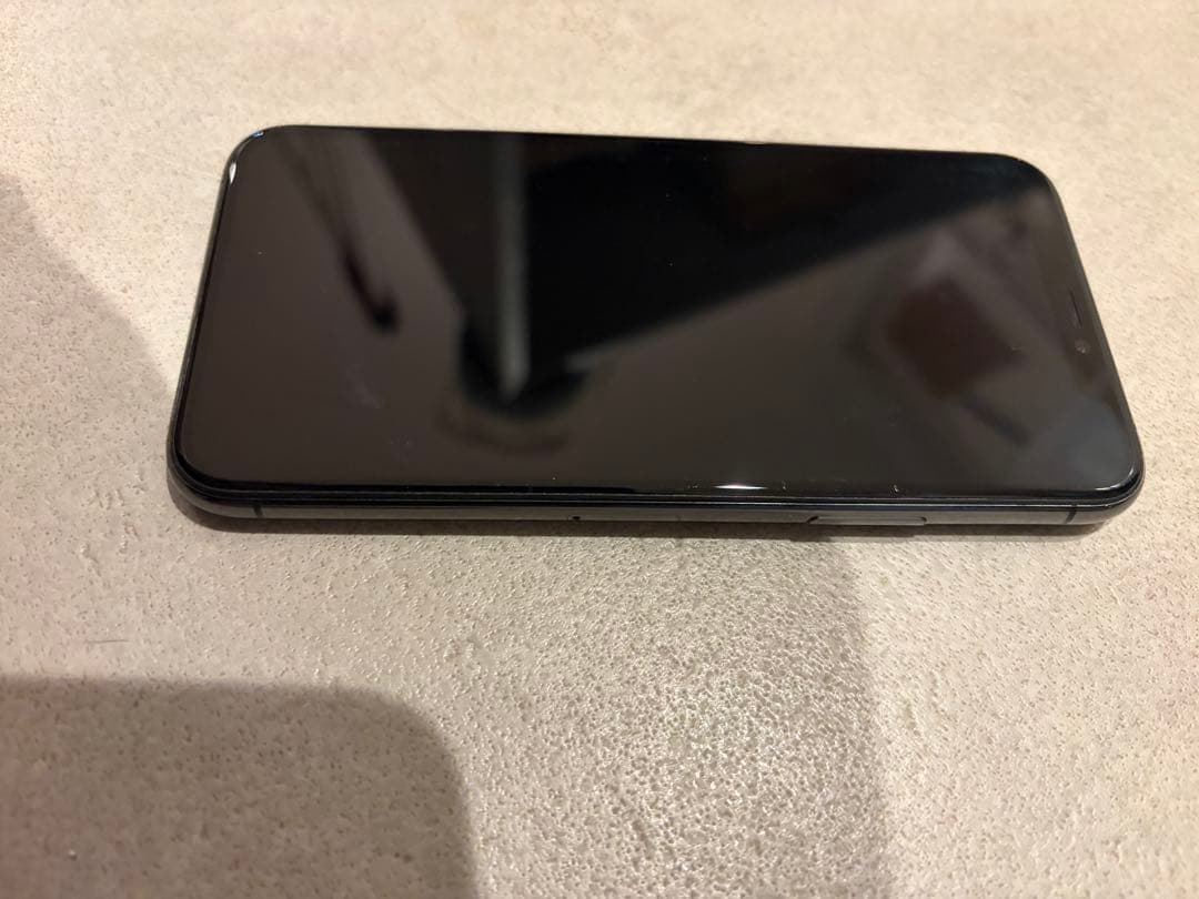 n*o様 iPhone 11 Pro スペースグレー　256GB simフリー