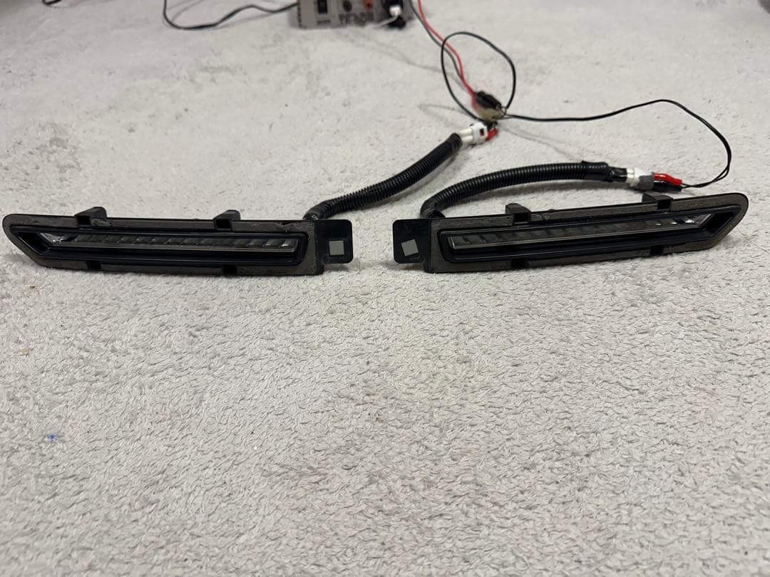 30 アルファード　TRD デイライト