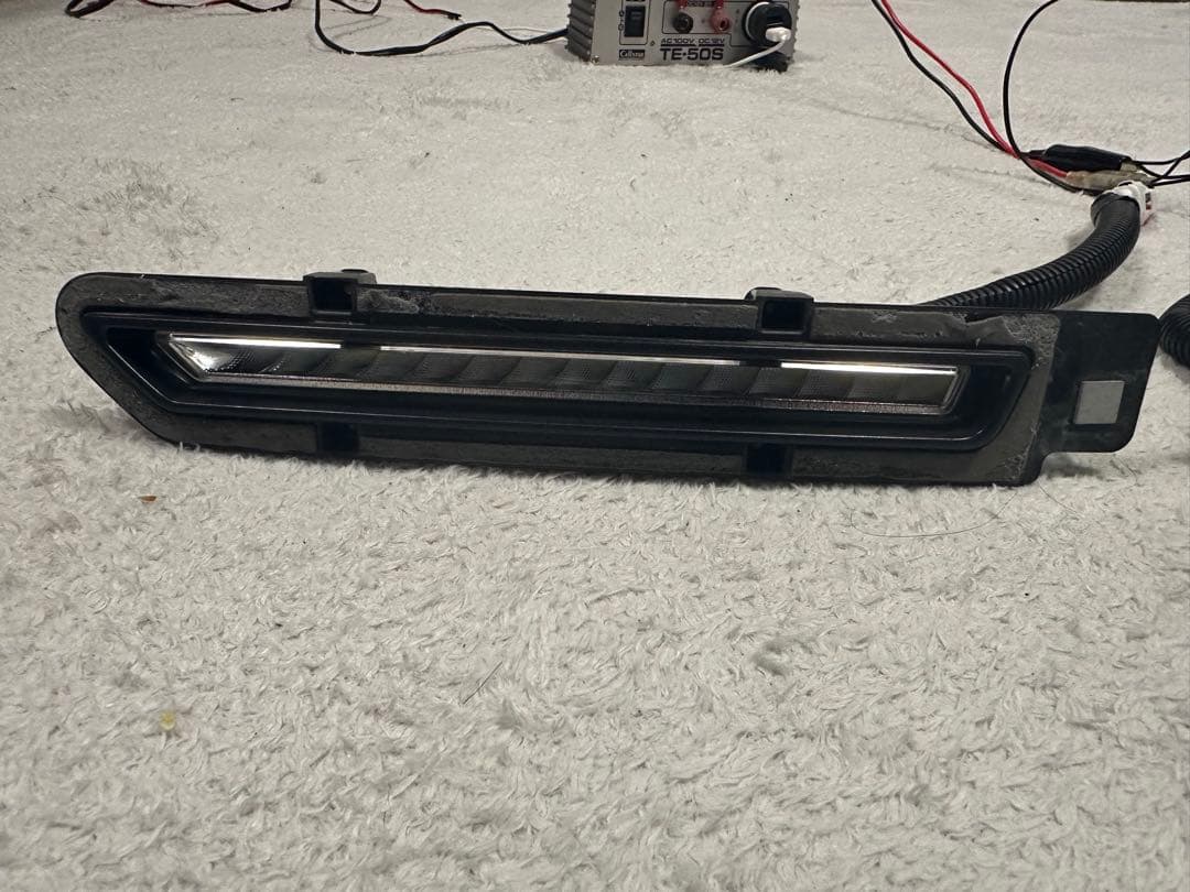 30 アルファード　TRD デイライト