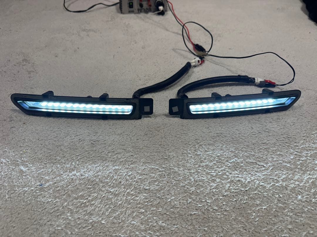 30 アルファード　TRD デイライト