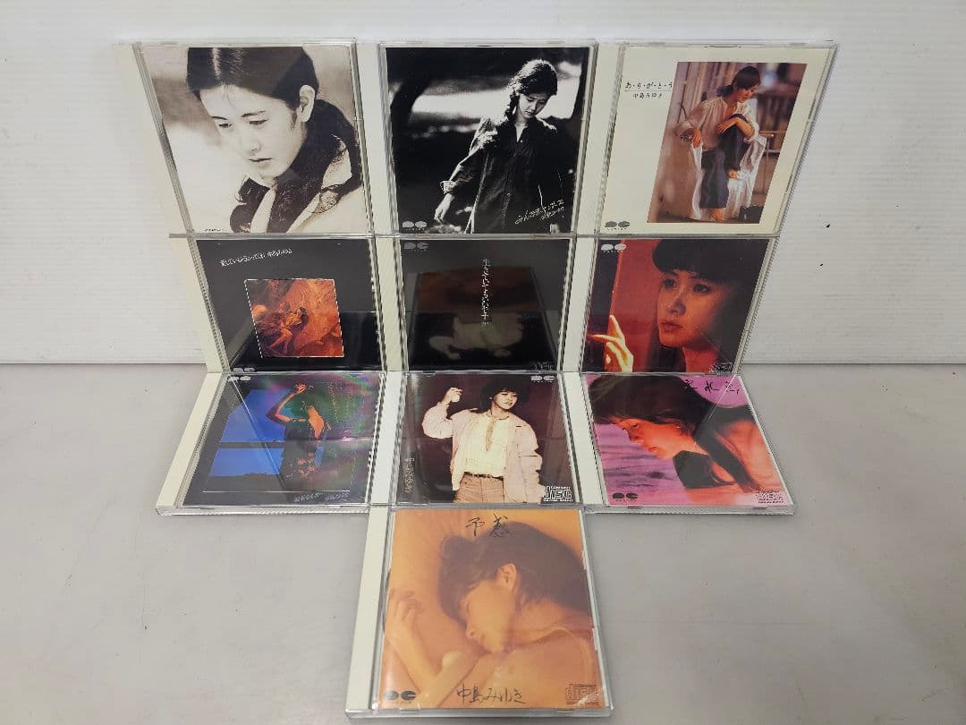 レアアイテム良好品/中島みゆきCD-BOX 1976～1983/10枚組＋9枚