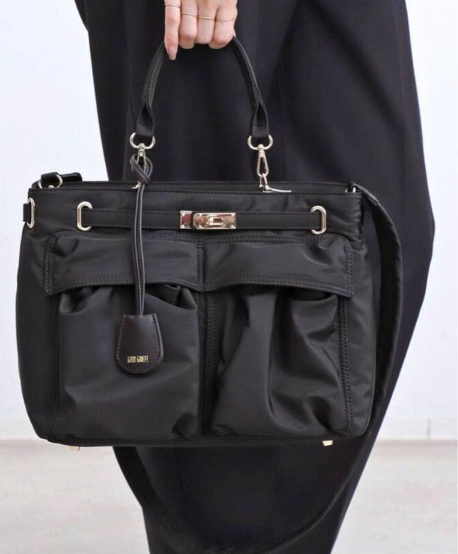 アパルトモン　ナイロン ビジネスバッグ