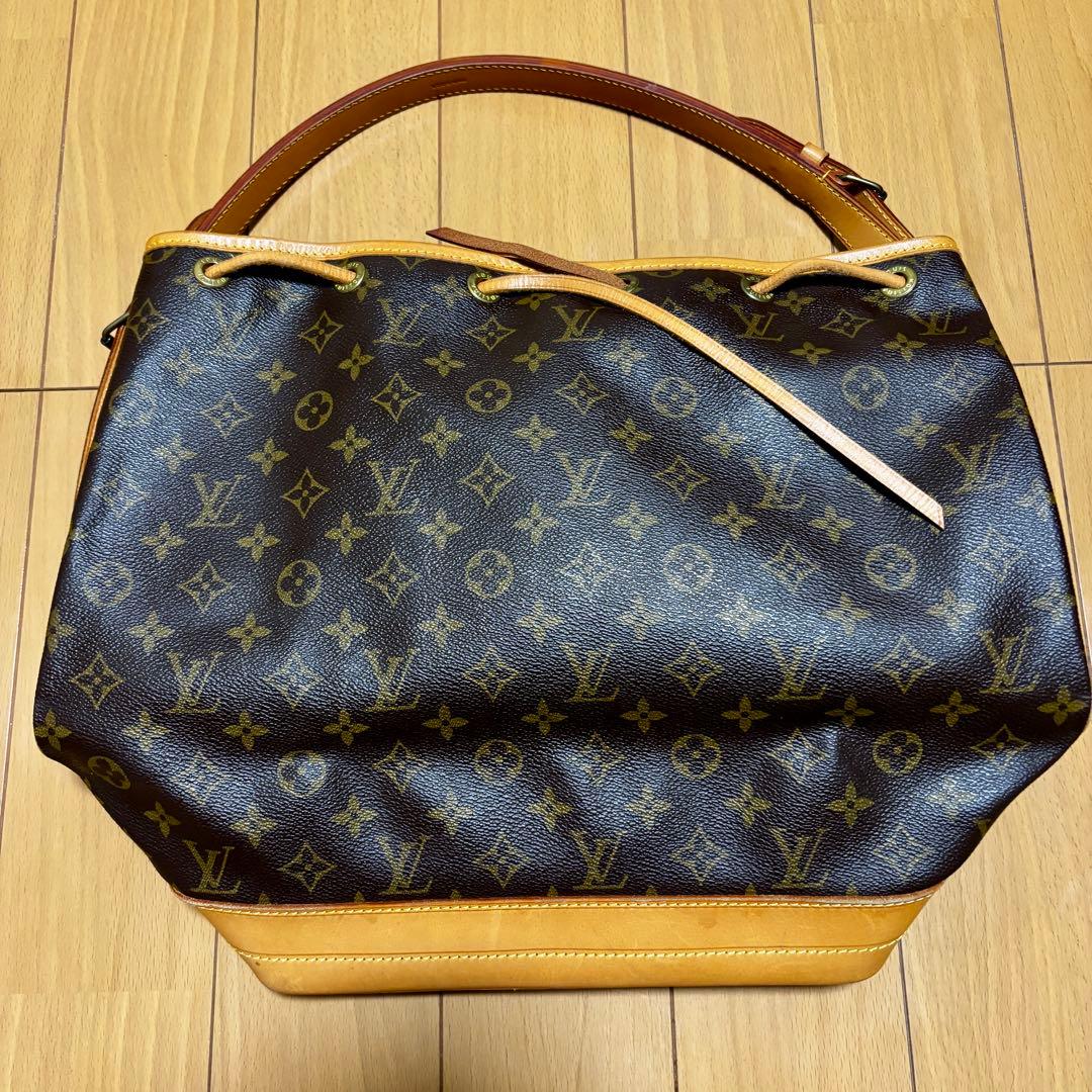 LOUIS VUITTON ルイヴィトン　モノグラム　ノエ