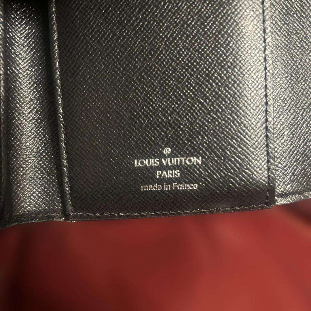 未使用級！ルイヴィトン エピ ポルトフォイユツイスト