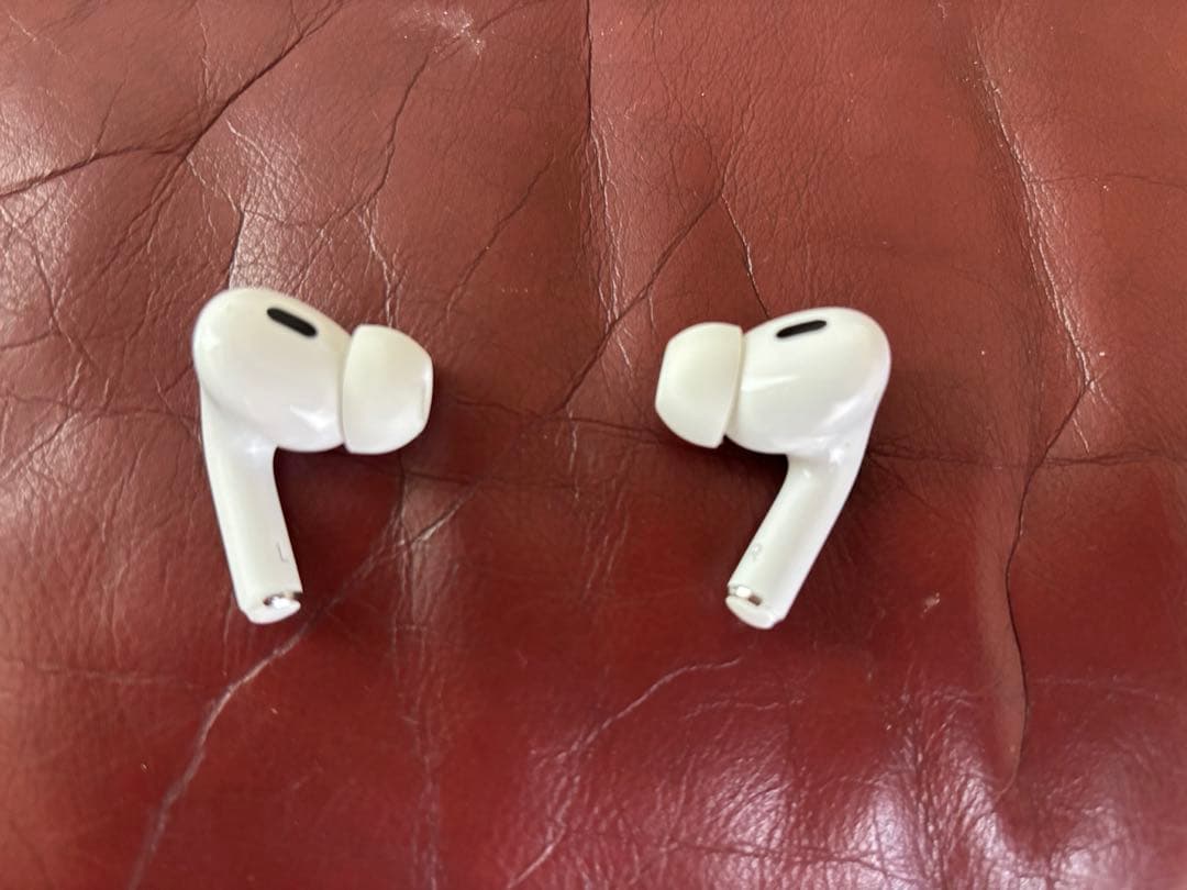 AirPodsPro 第二世代 本体 ホワイト イヤーチップ付き