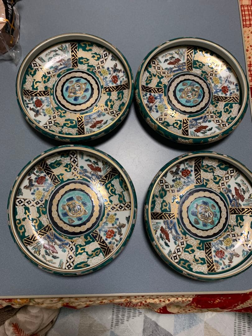 和風模様の皿 8枚セット