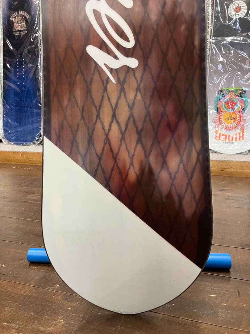 【used】22-23 NEVER SUMMER LADY FR 144