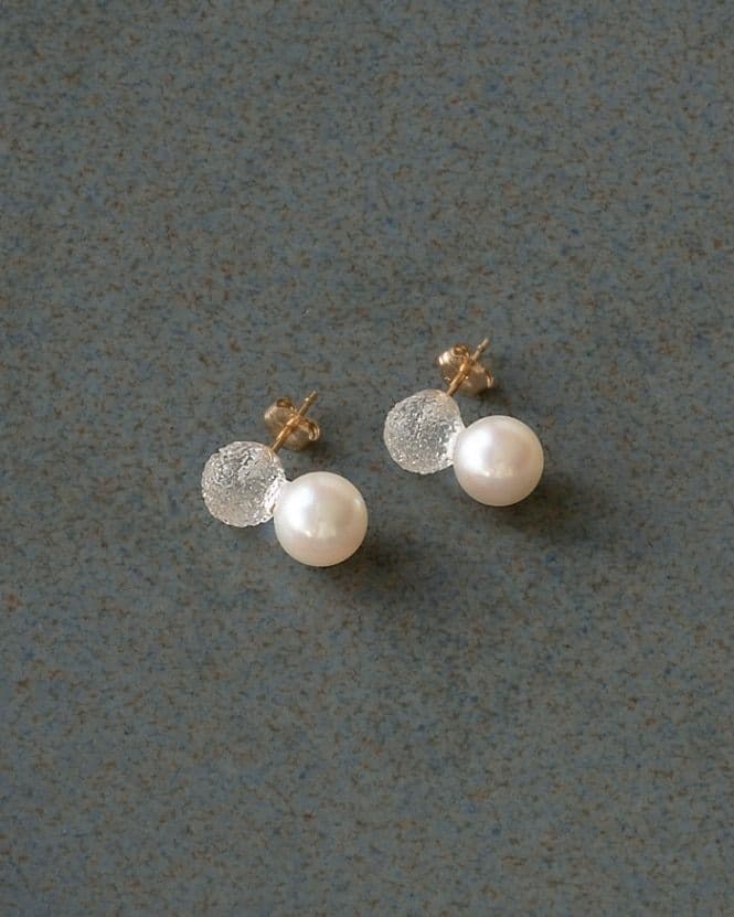 HARIO Lampwork Factory ピアス スノーパール K10