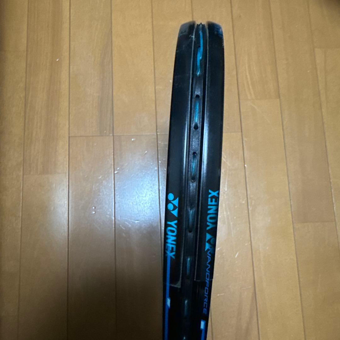 【美品】YONEX ナノフォース8V REV