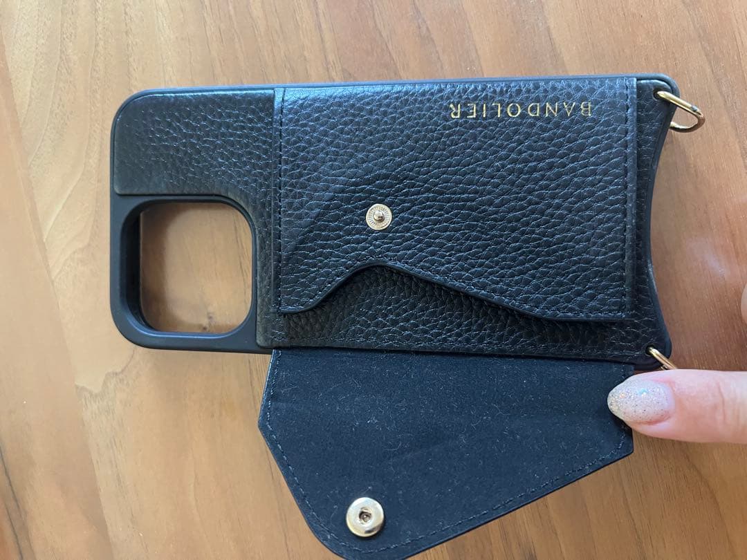 BANDOLIER ブラック iPhoneケース ストラップ付き