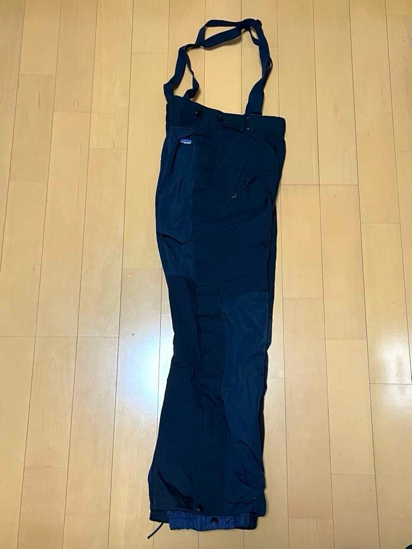 明日まで年始値下！激安！美品！patagonia レディス スノーボードパンツM