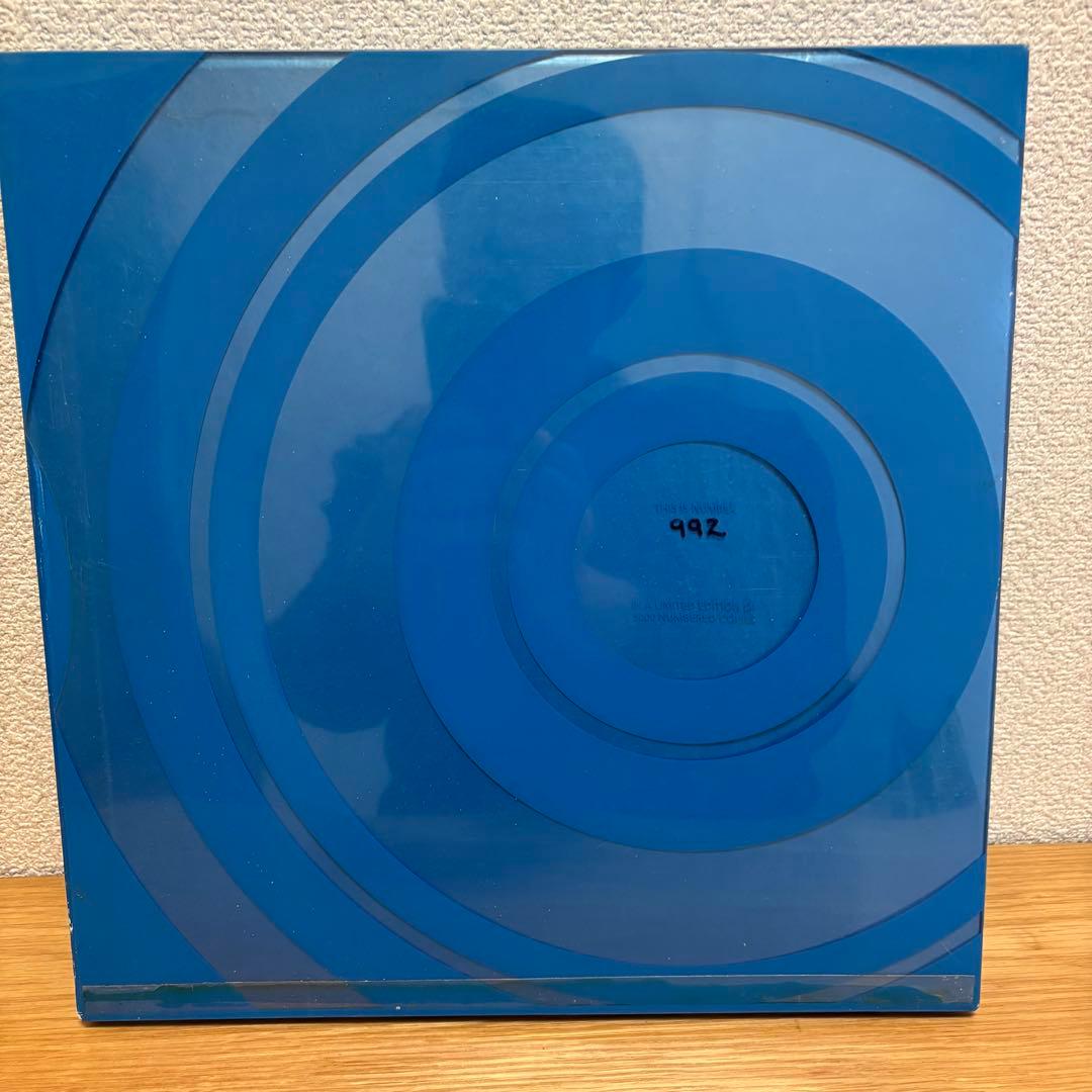 「VISIONAIRE 25: Greatest Hits」全世界限定5000部