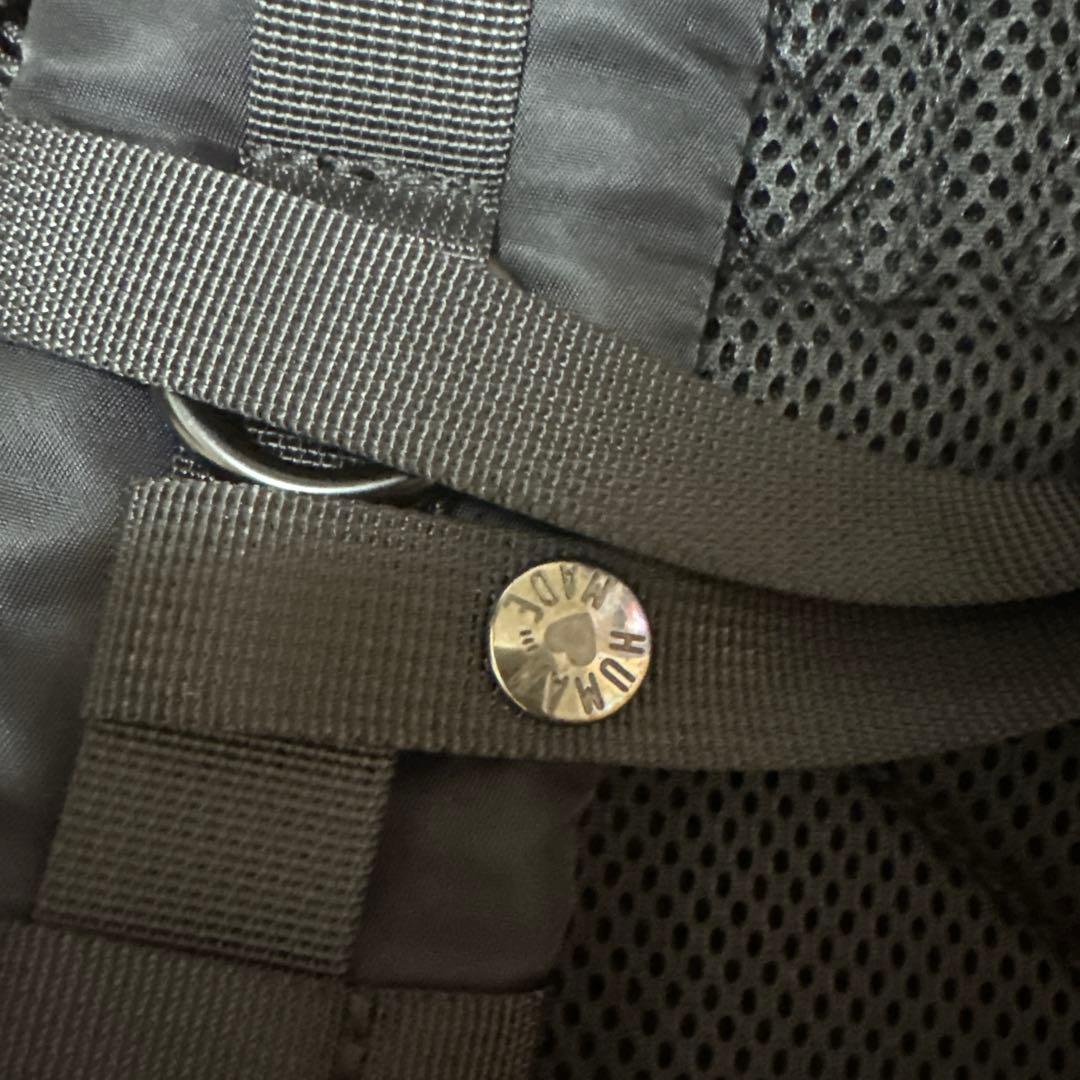 HUMAN MADE ブラック バックパック カラビナ付き