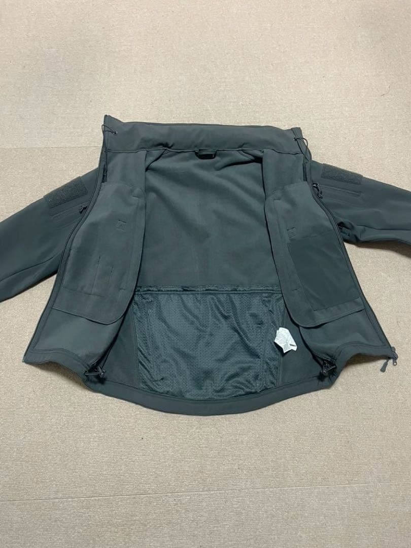 ヘリコンテックス　ガンファイター　ソフトシェル　シャドーグレー　M