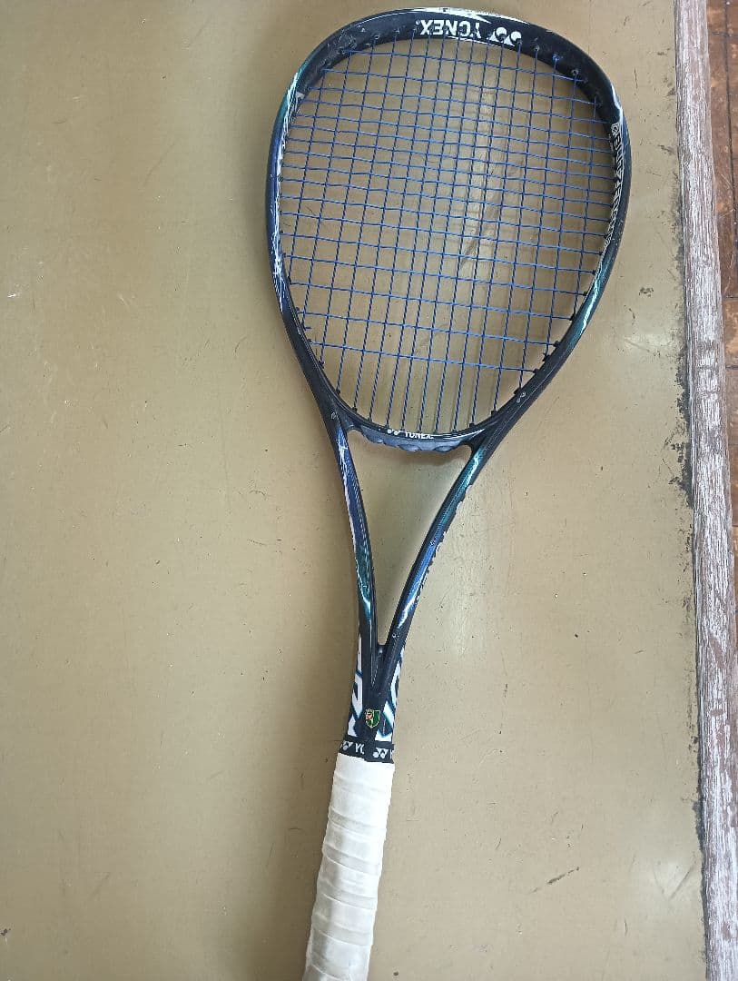 YONEX ボルトレイジ5v