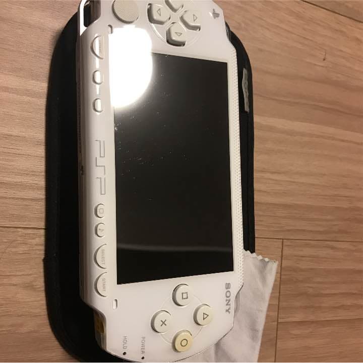 【大幅値下げ】ソフト6本付き PSP暇潰しセット