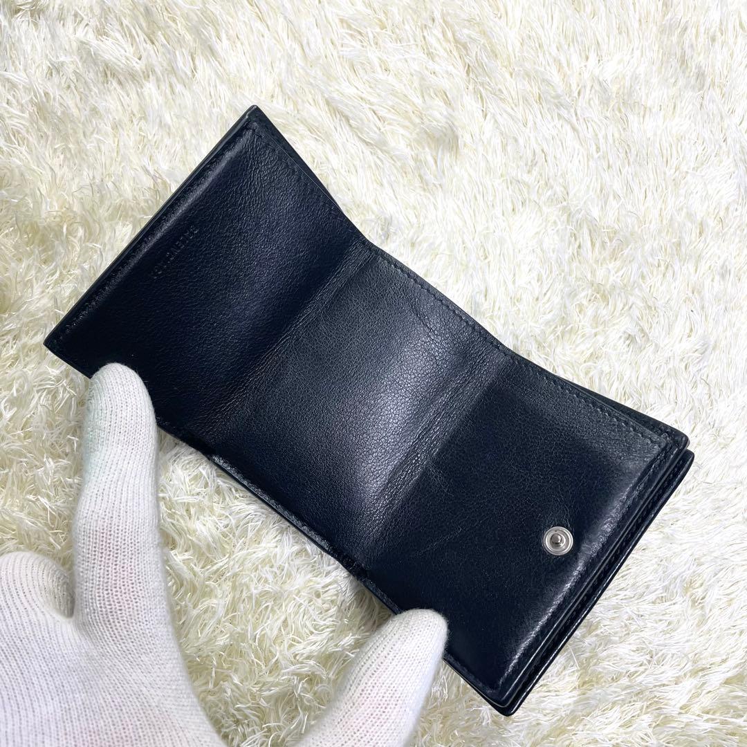 バレンシアガ エブリデイ 三つ折り財布 コンパクト シボ皮 ブラック