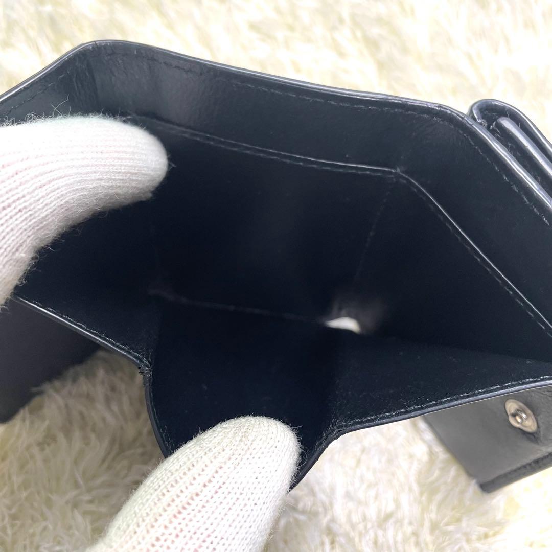 バレンシアガ エブリデイ 三つ折り財布 コンパクト シボ皮 ブラック