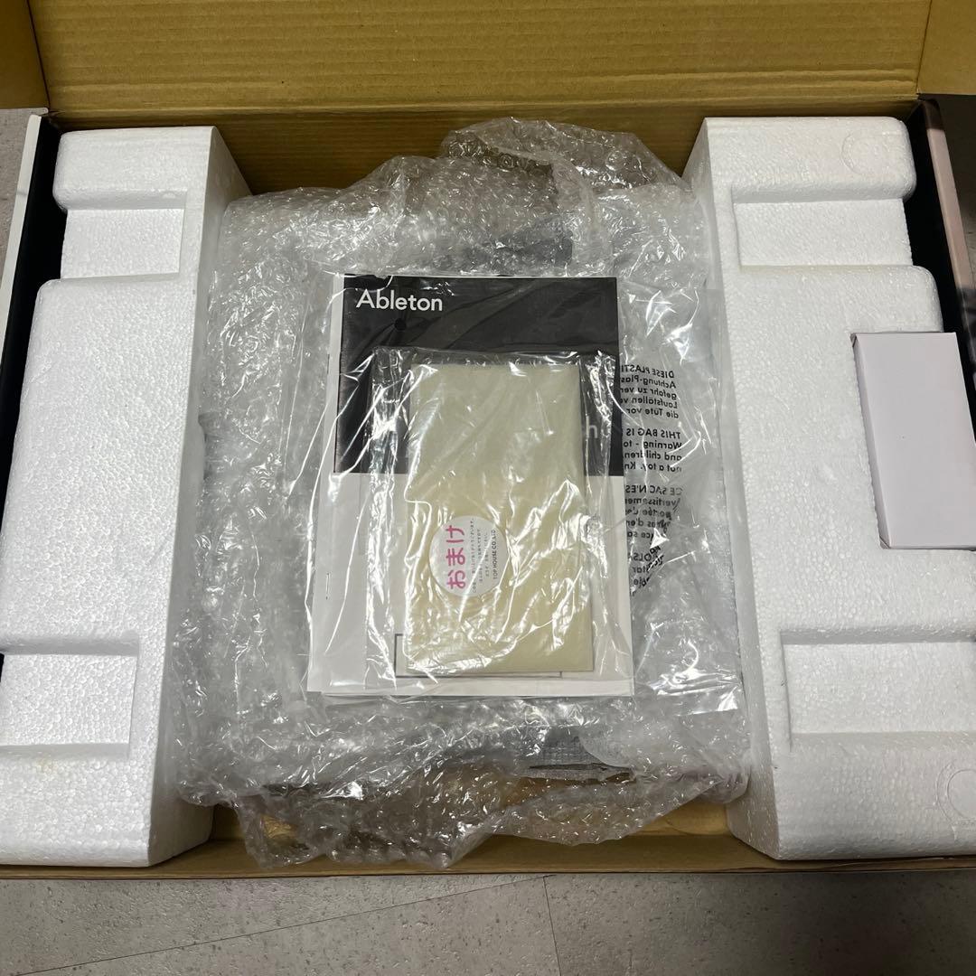 Ableton Push 1 MIDIコントローラー