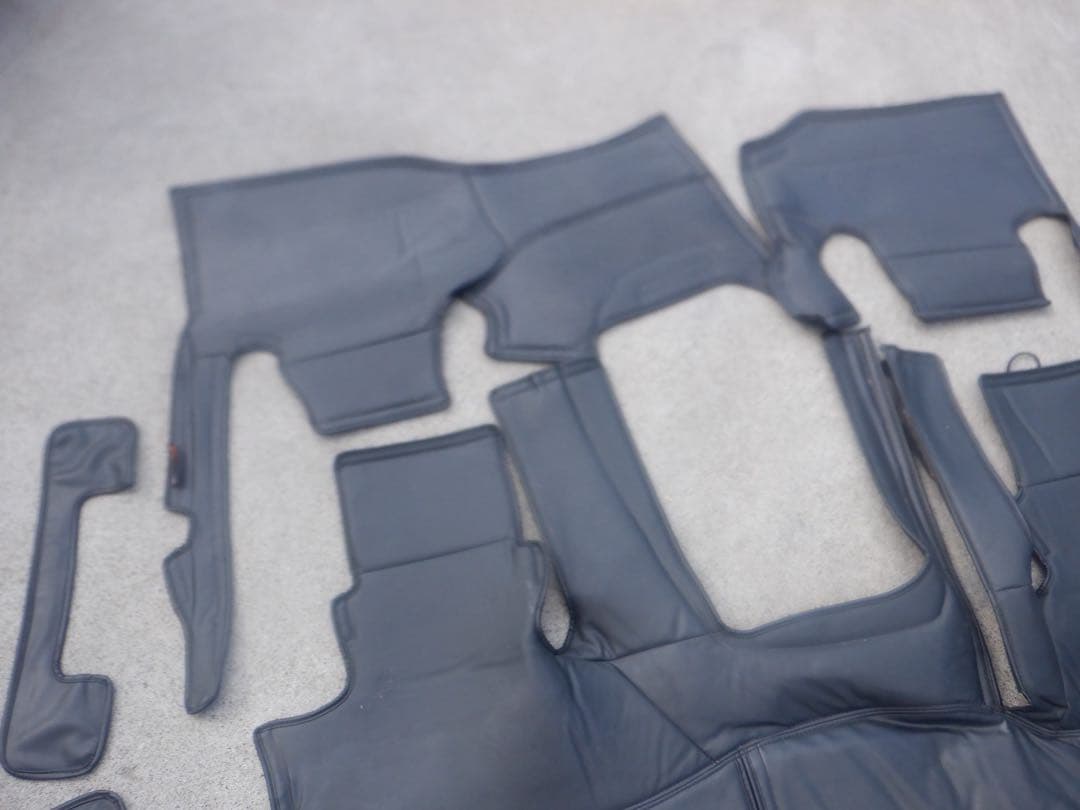 ユーアイビークル 200 ハイエース エンジンルームカバー エンジンカバーマット