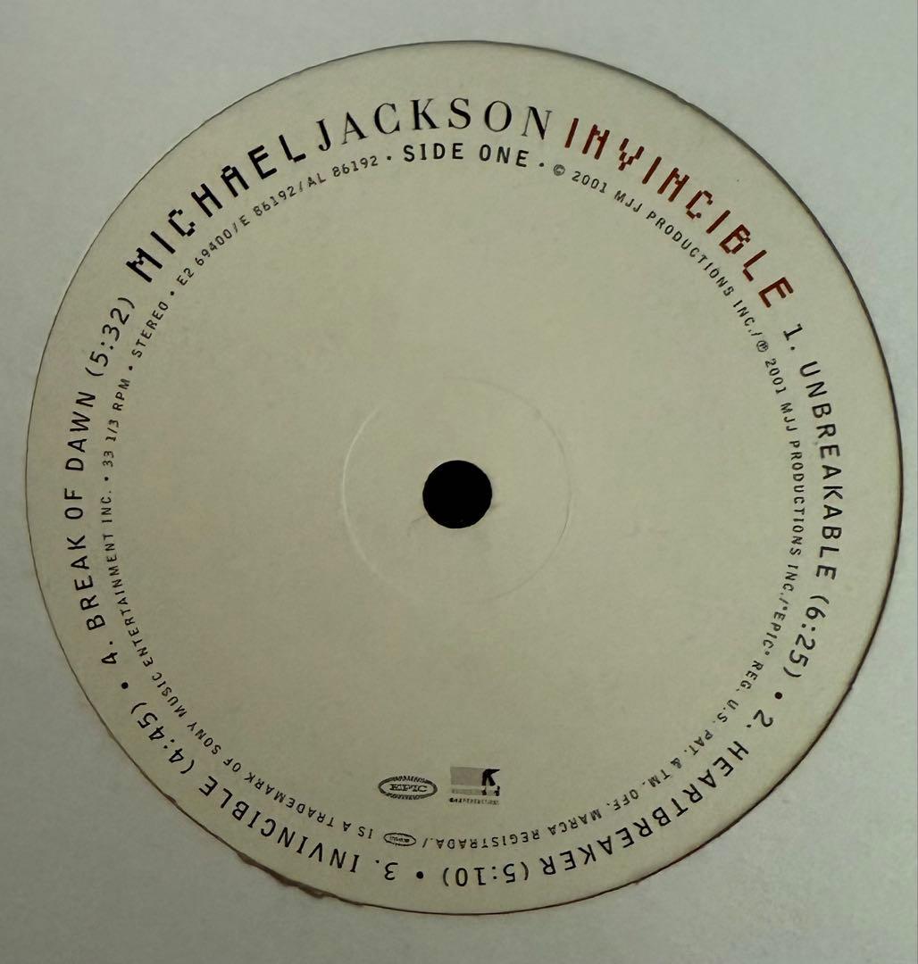 MICHAEL JACKSON INVINCIBLE 2枚組LPレコード