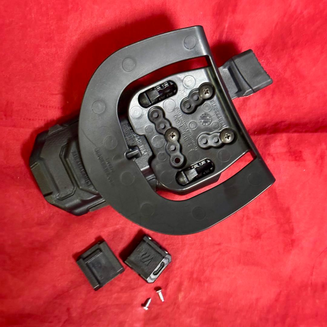 BLACK HAWK Omnivore MultiFit Holster 黒