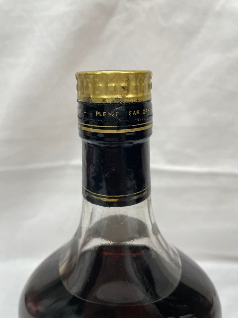 0105 Hennessy X.O 金キャップ 700ml 箱あり