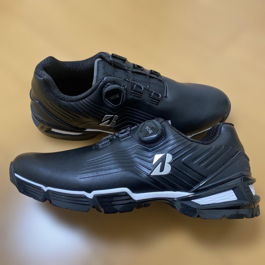 未使用品　ブリヂストン　ツアーバイター SHG100　黒　スパイクレス　26,5