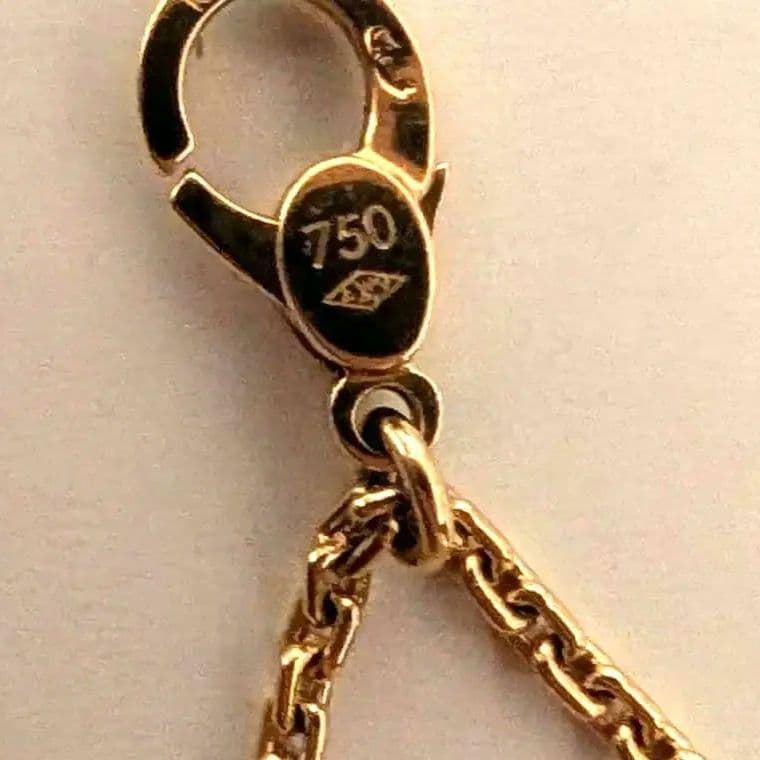 【希少・K18】Louis Vuitton チャーム（Q93062）