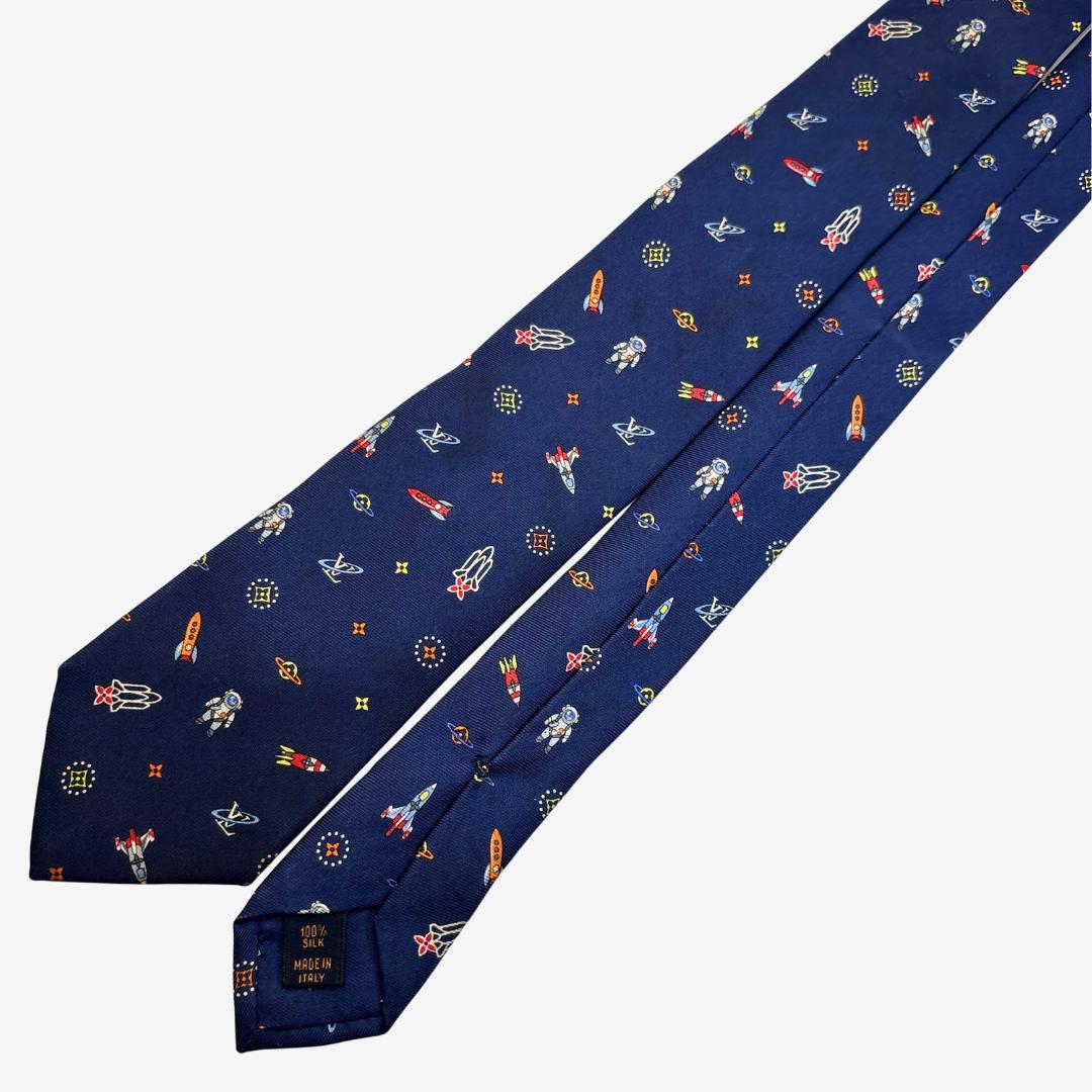 ピンク様LOUIS VUITTON シルクネクタイ 宇宙柄 モノグラム ネイビー