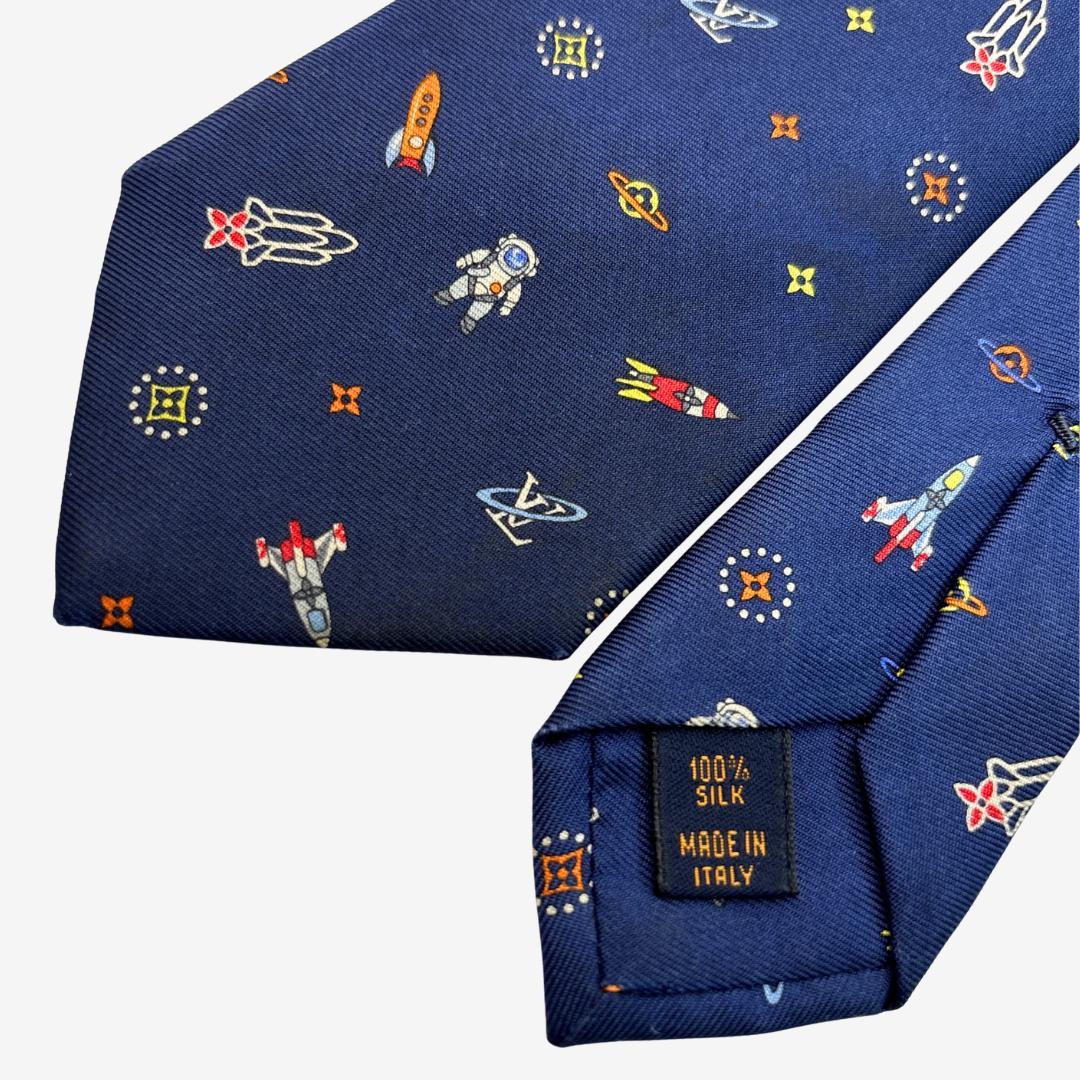 ピンク様LOUIS VUITTON シルクネクタイ 宇宙柄 モノグラム ネイビー