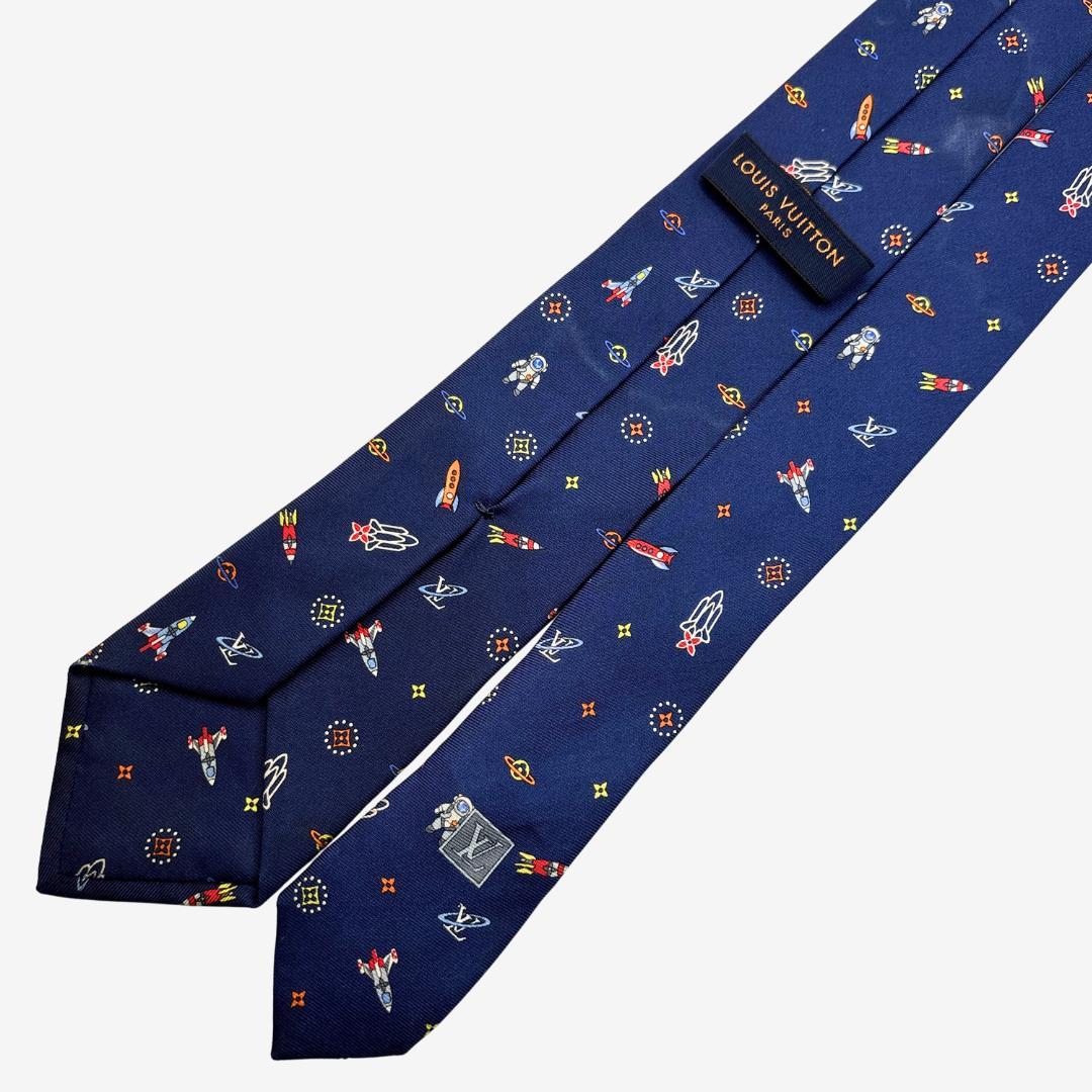ピンク様LOUIS VUITTON シルクネクタイ 宇宙柄 モノグラム ネイビー