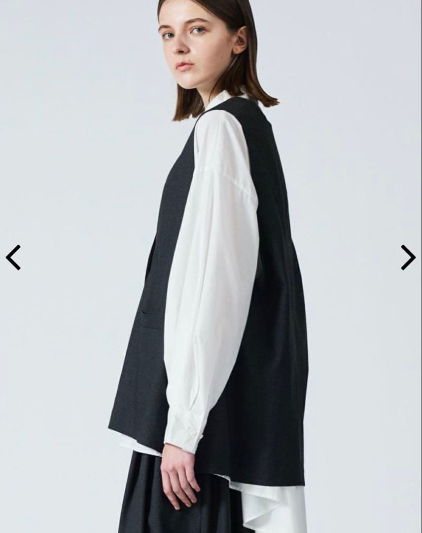 mizuiro ind ディープVネックワイドベスト ブラック