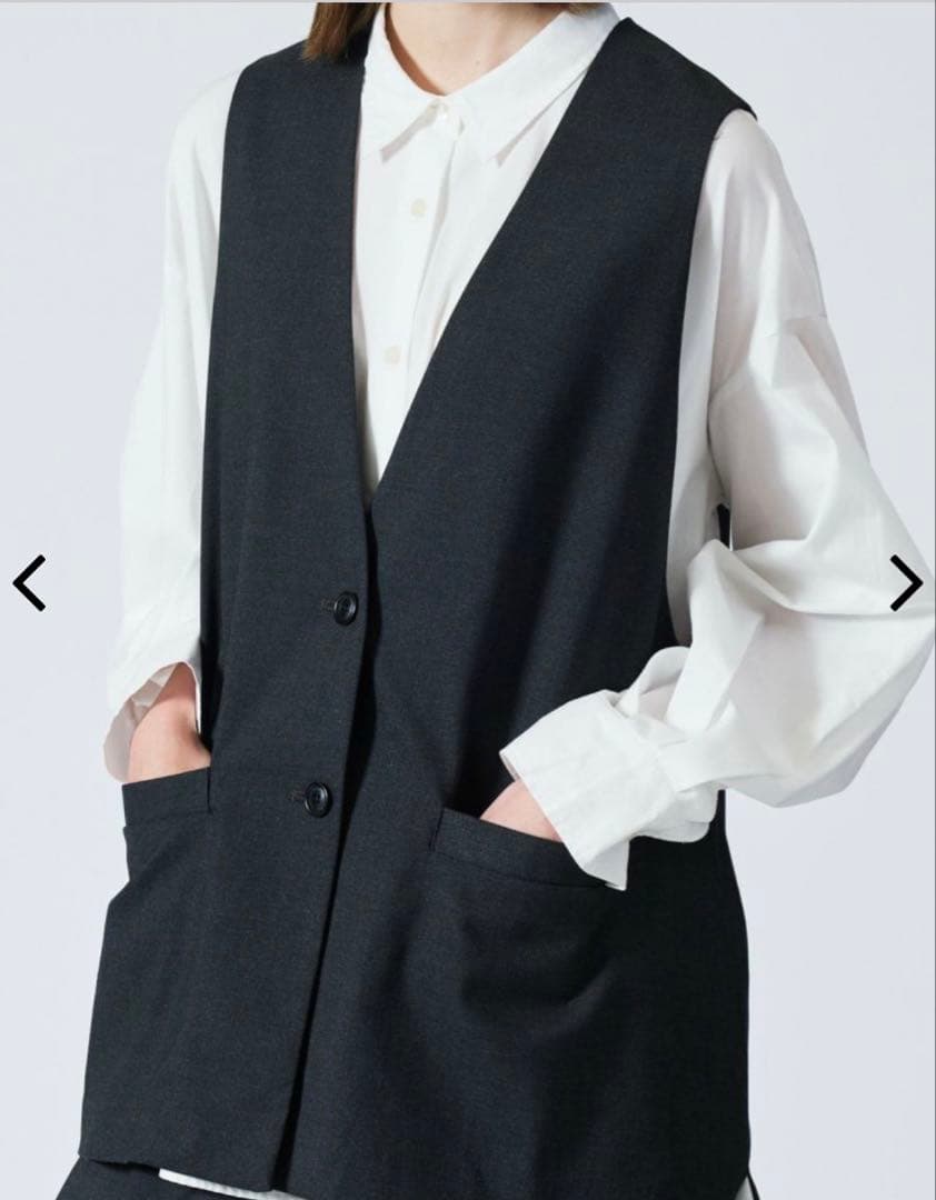 mizuiro ind ディープVネックワイドベスト ブラック