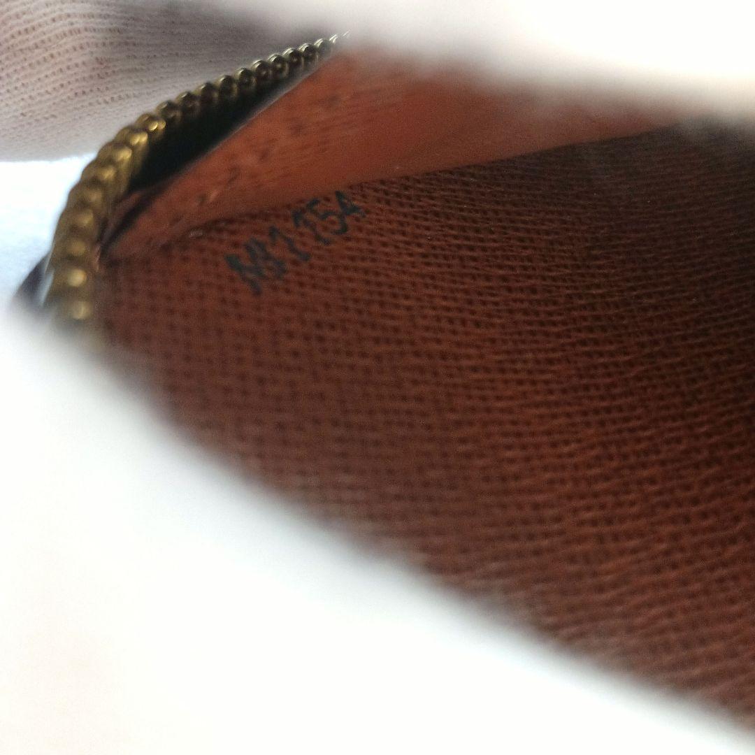 ルイヴィトン　モノグラム　財布　長財布　ジッピーウォレット