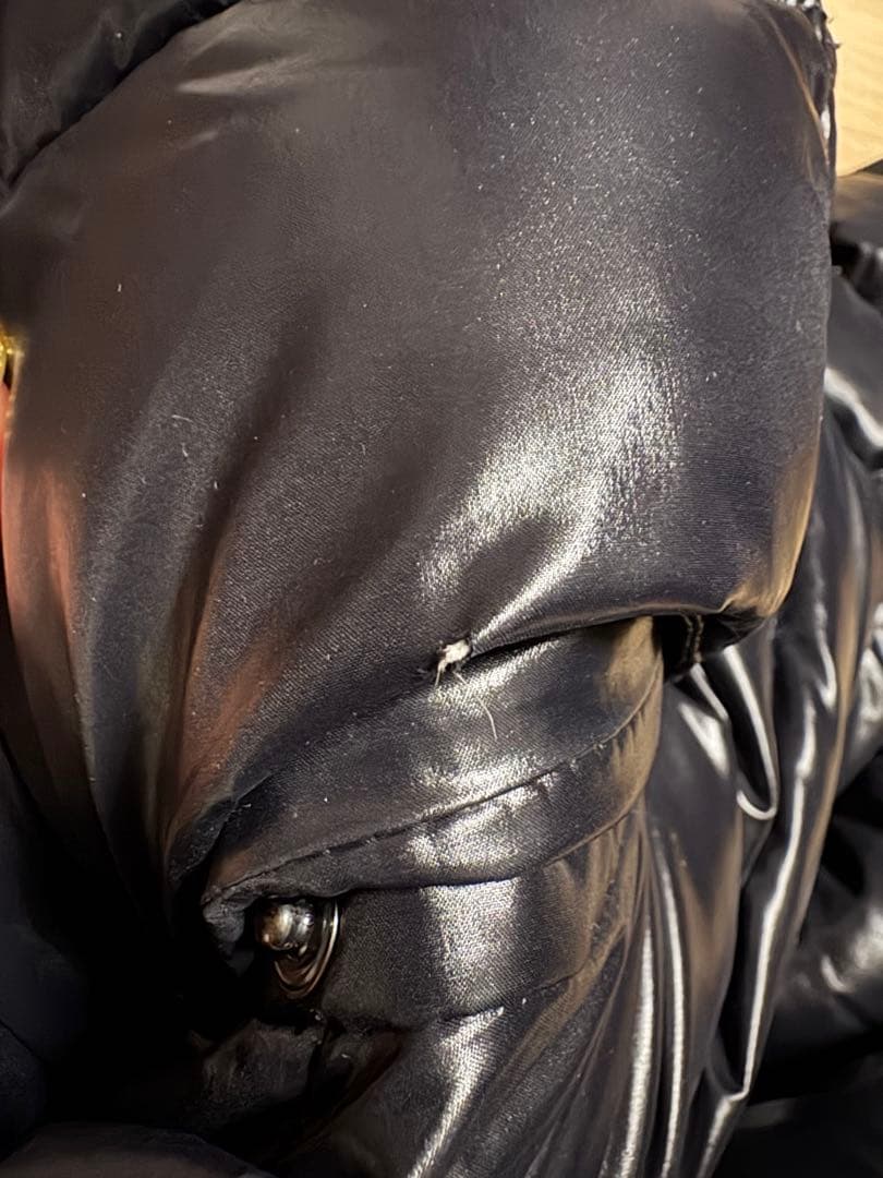 【値下げ】モンクレール　ロングダウン　フードボタン１つ紛失　ブラック　黒　モカ