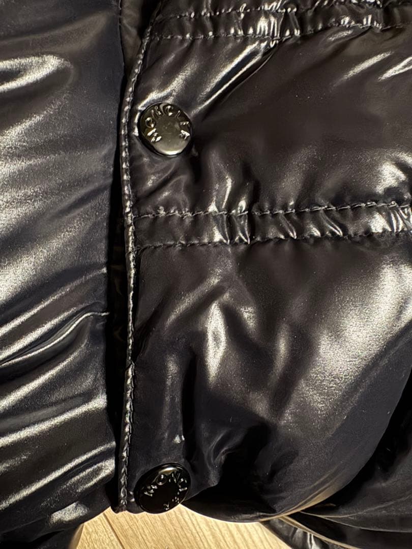 【値下げ】モンクレール　ロングダウン　フードボタン１つ紛失　ブラック　黒　モカ