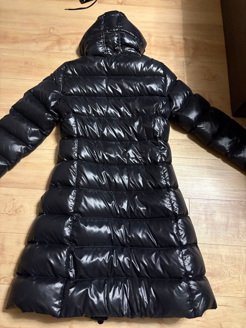 【値下げ】モンクレール　ロングダウン　フードボタン１つ紛失　ブラック　黒　モカ