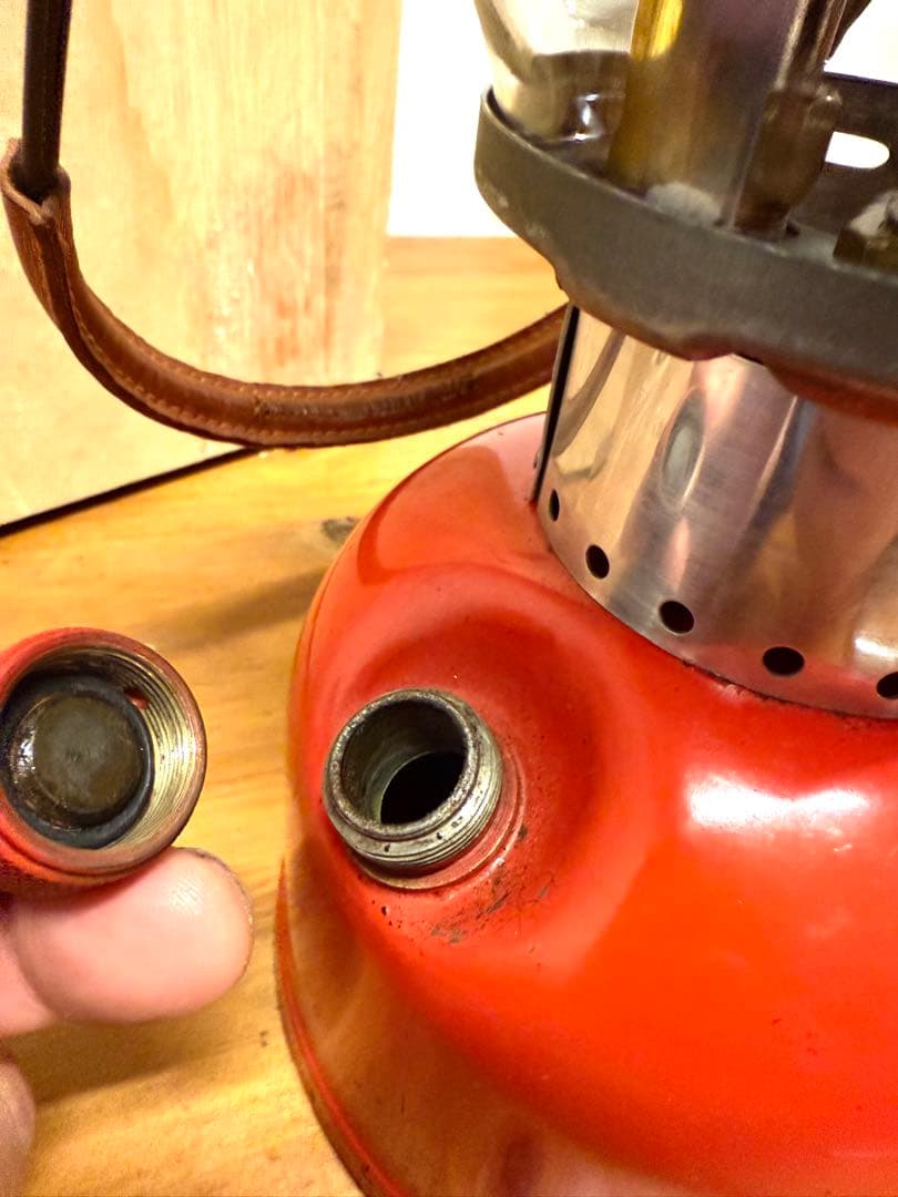 【ケース付き】コールマン：200Aランタン（1956年3月製）おまけ付き