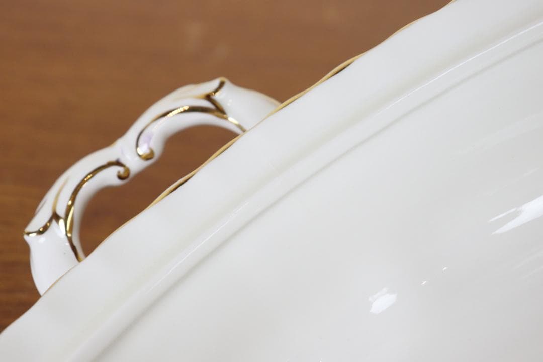 お値下げ　ロイヤルアルバート　スウィートバイオレット　チュリーン　蓋付ボウル