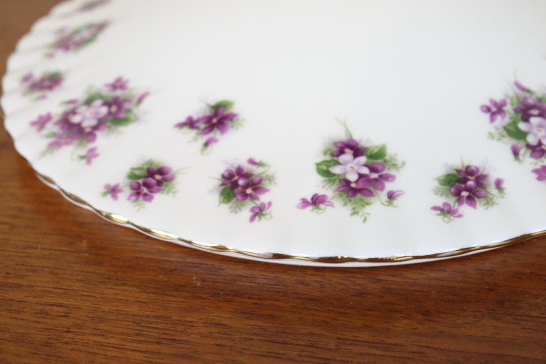 お値下げ　ロイヤルアルバート　スウィートバイオレット　チュリーン　蓋付ボウル