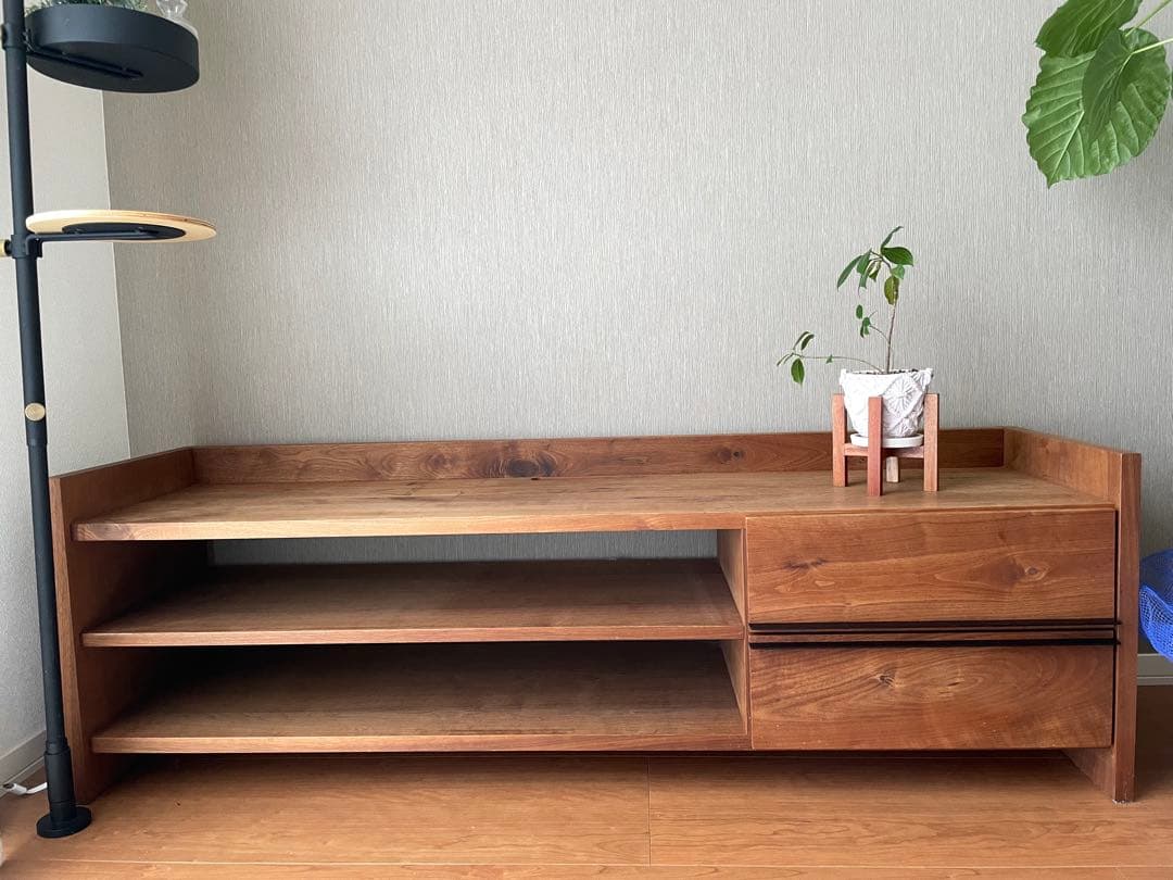 天然木テレビ台　アンティーク　テレビボード　広島