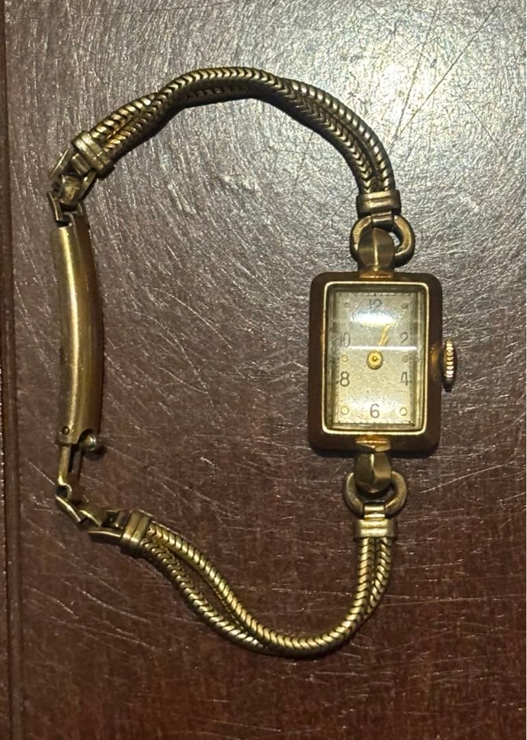 WITTNAUER 手巻き時計 レディース用