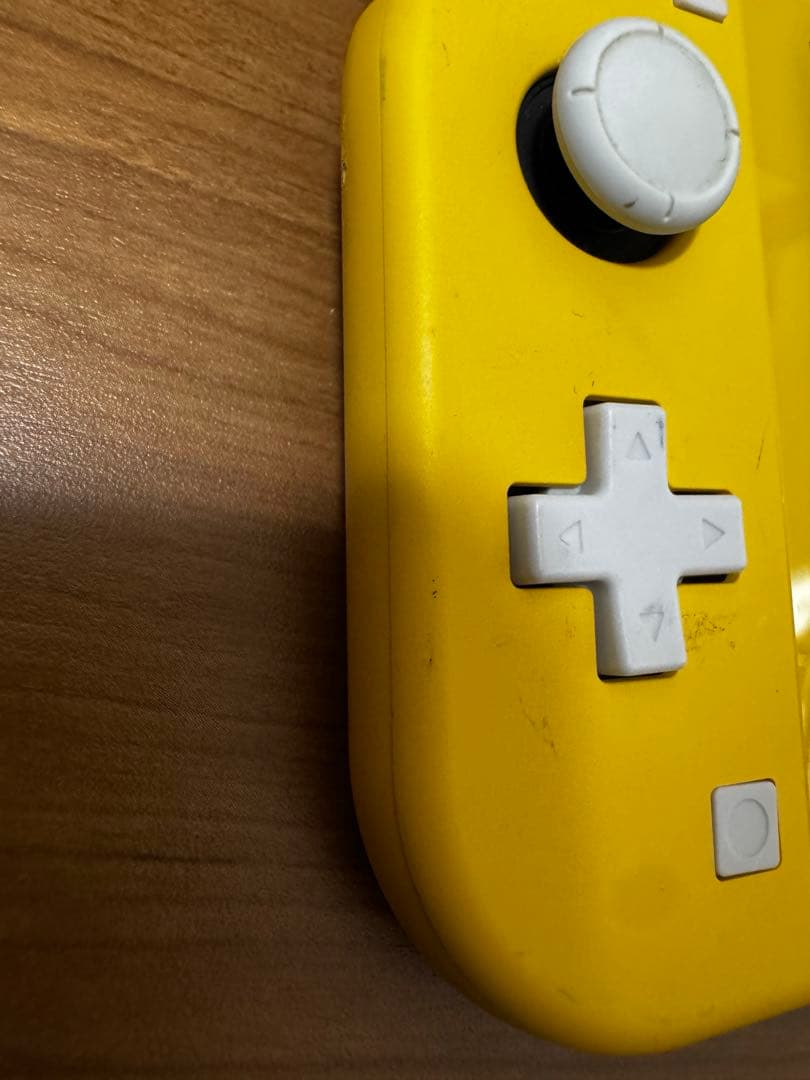 任天堂Switch Lite イエロー本体