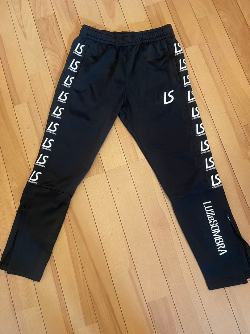 Luz e Sombra サッカーウェア 4点セット　size160