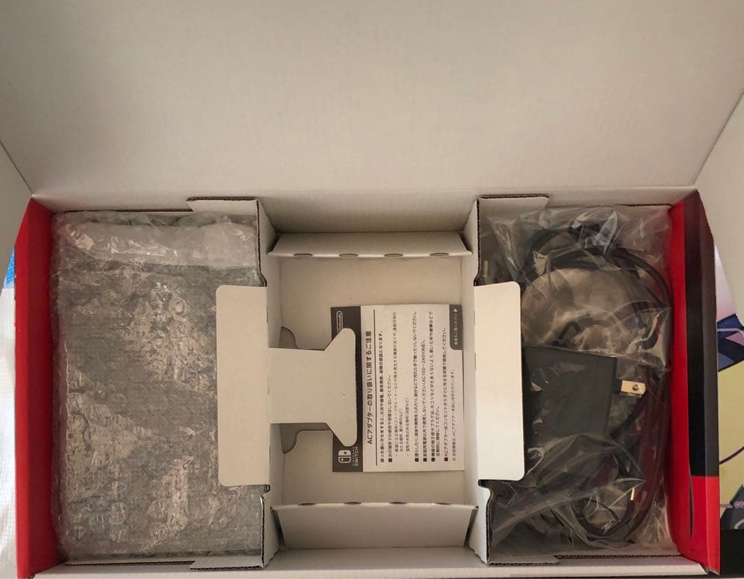 Nintendo Switch 本体　ネオンブルー　ネオンレッド