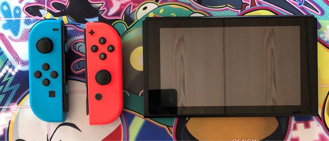Nintendo Switch 本体　ネオンブルー　ネオンレッド