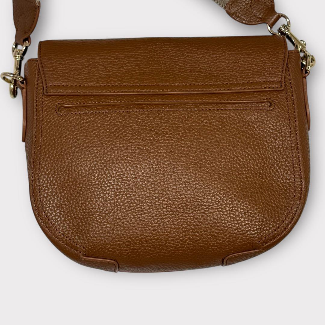 極美品✨FURLA フルラ　ウラニア　ショルダーバッグ　斜めがけ　レザー