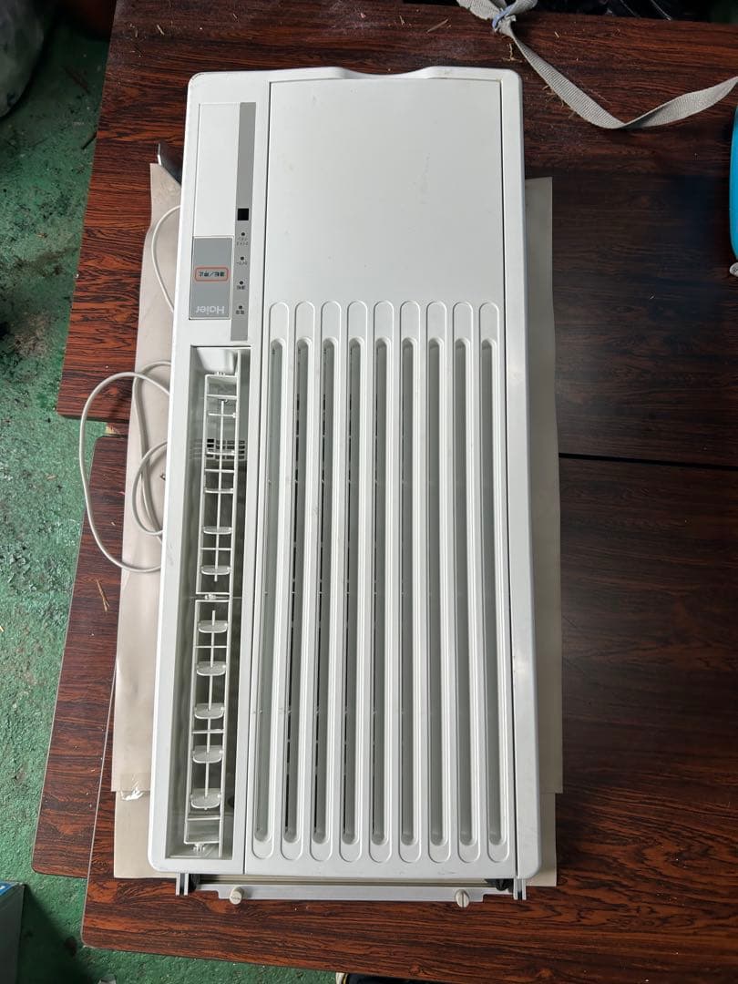 【京都市引き取り限定】2021年製　ハイアール　窓用エアコン　JA-16V